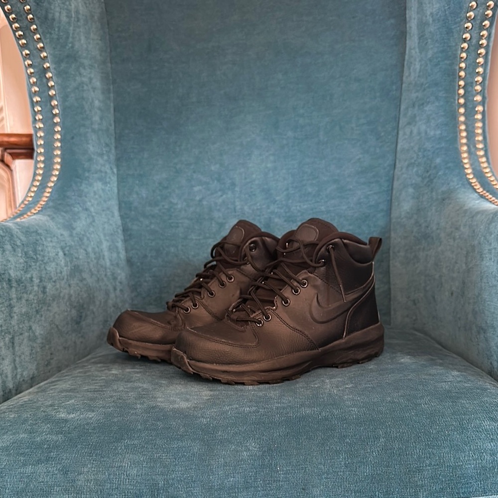 Nike Black High-Top Sneakers